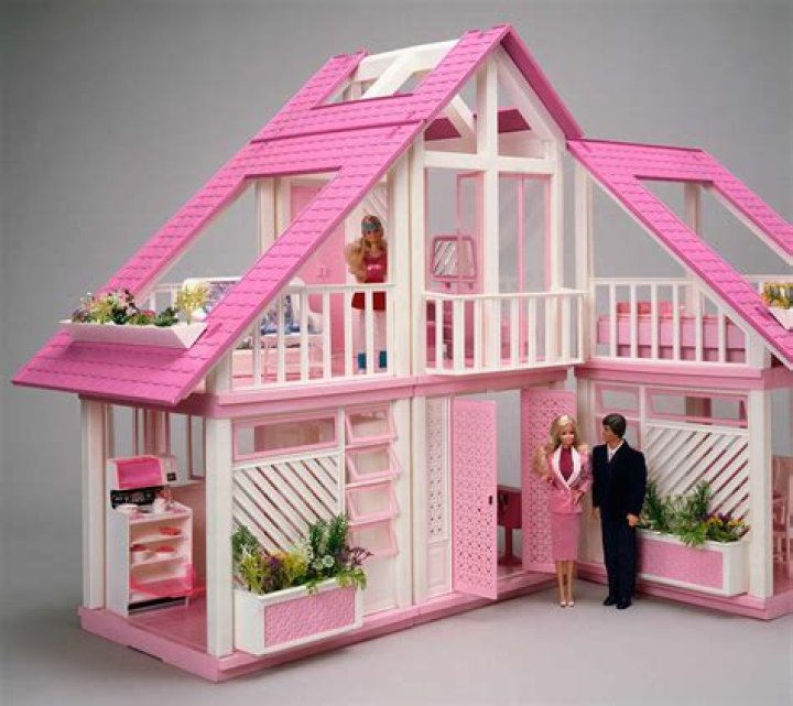Are doll houses worth anything?