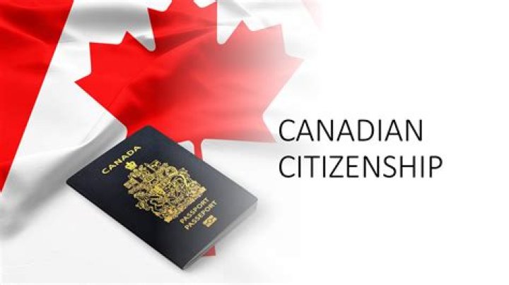Can a Canadian citizen live in Canada?