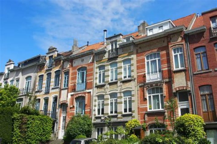 Can a foreigner buy property in Belgium?