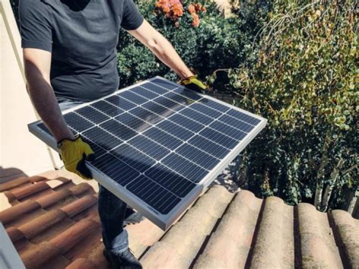 Can an electrician install solar panels?