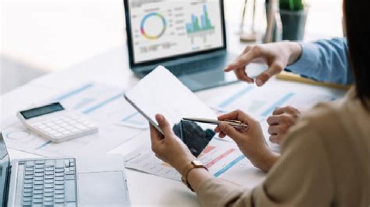 Can bookkeeping be done online?