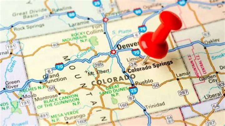 Can felons rent in Colorado?
