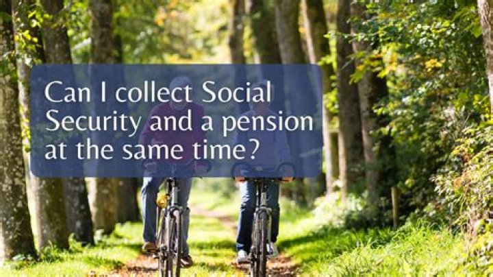 Can I collect Social Security and Canada pension?