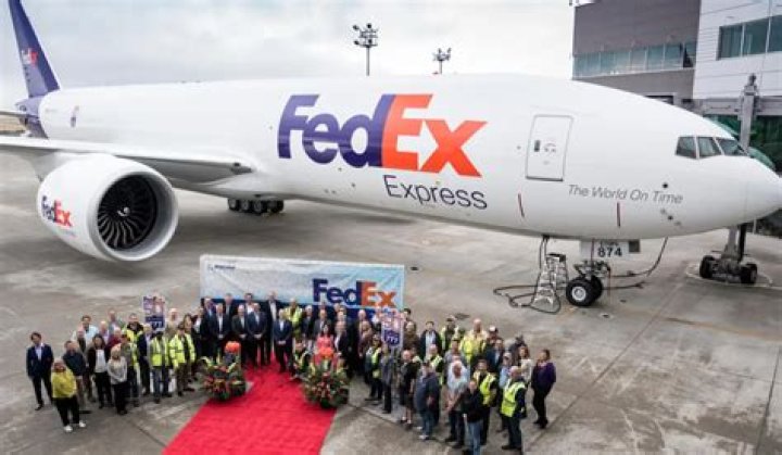 Can I work for FedEx with my own truck?