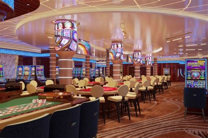 Can you win big on a cruise ship casino?