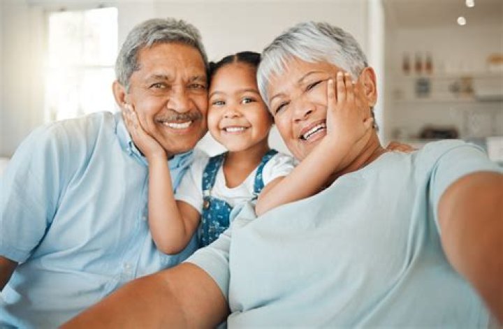 Do grandchildren make grandparents live longer?