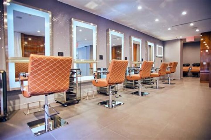 Do I need a Licence to run a hair salon from home?