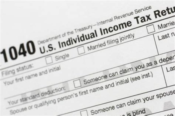Do you need both spouses to sign a joint tax return?