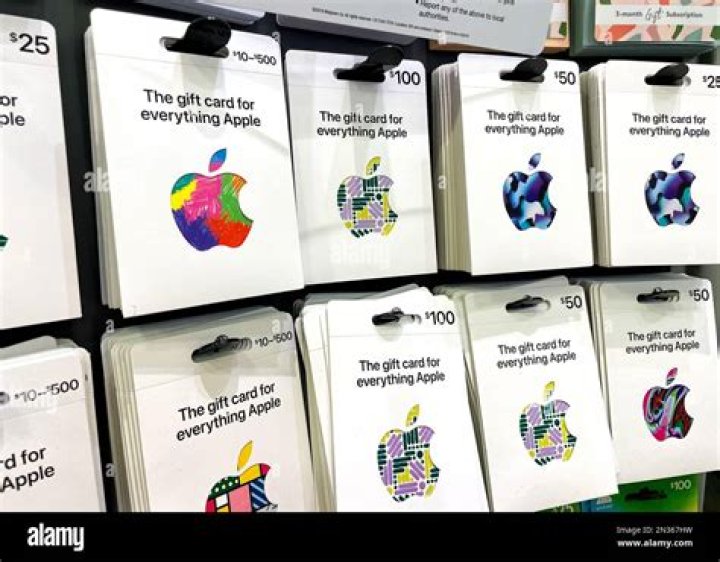 Does 7/11 sell phone cards?