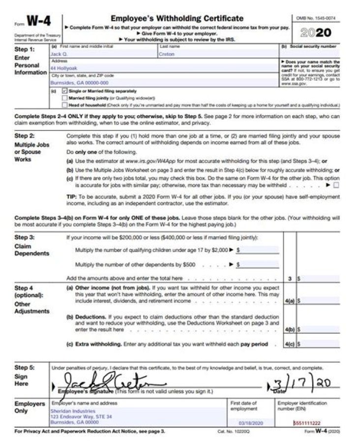 Does a W4 need a signature?