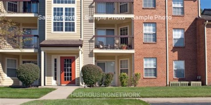 Does HUD count as income?