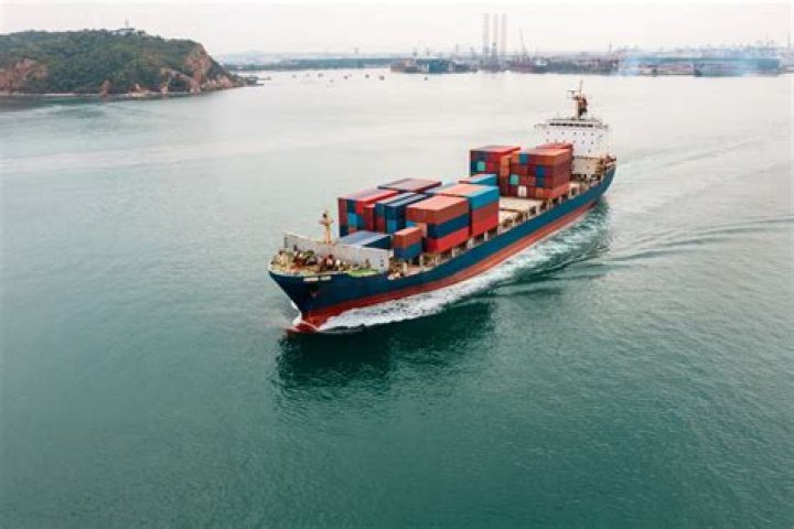 How do I expand my business UK?