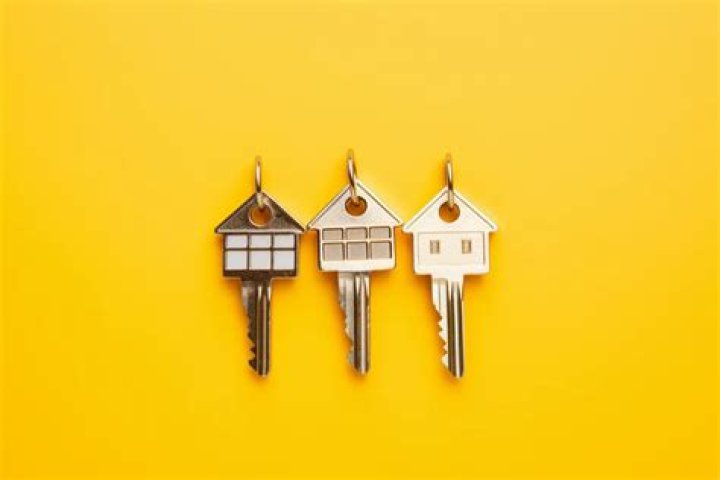 How do you split ownership of a rental property?