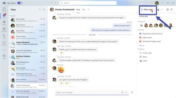 How do you start a chat conversation?