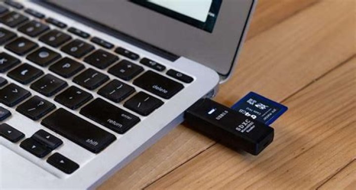 How do you use a data reader?
