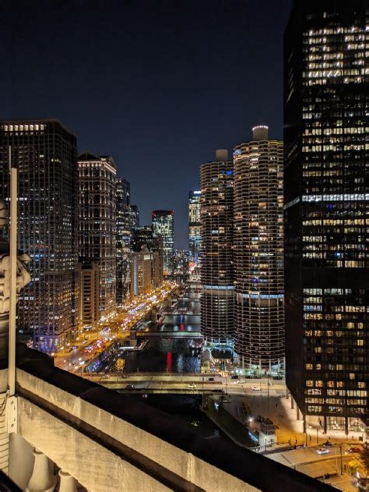 How easy is it to sell a condo in Chicago?