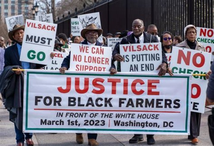 How has the USDA discriminated against black farmers?