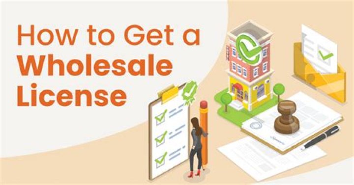 How much does a wholesale license cost in Illinois?