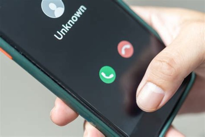 How to report an IRS impersonation phone call?