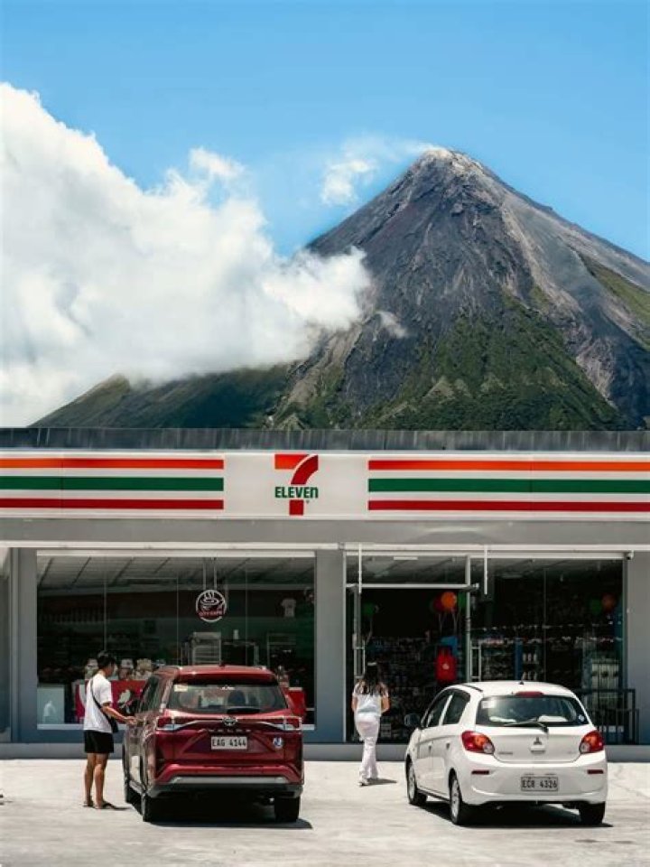 Is owning a 7/11 worth it?