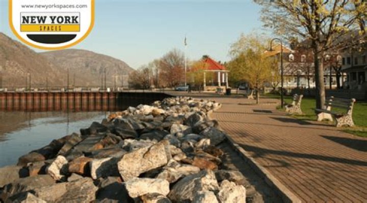 What are the best small towns to retire to?
