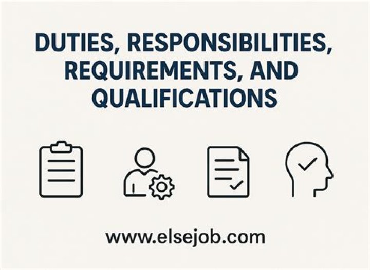 What are the duties of a health administrator?