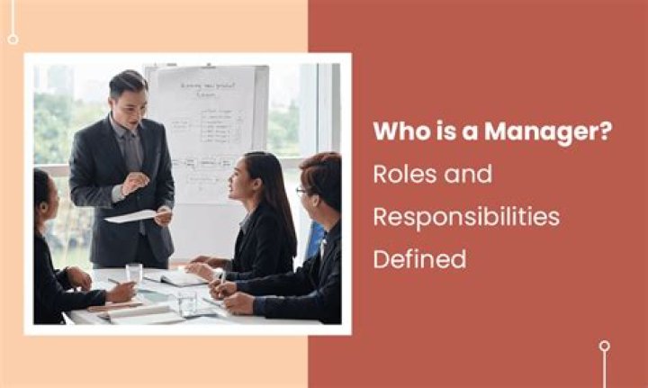 What are the responsibilities of an apartment manager?