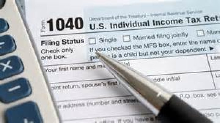 What happens if I forgot to sign my income tax return?