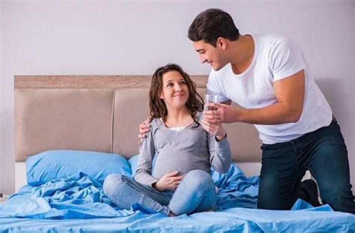 When should my pregnant wife stop working?