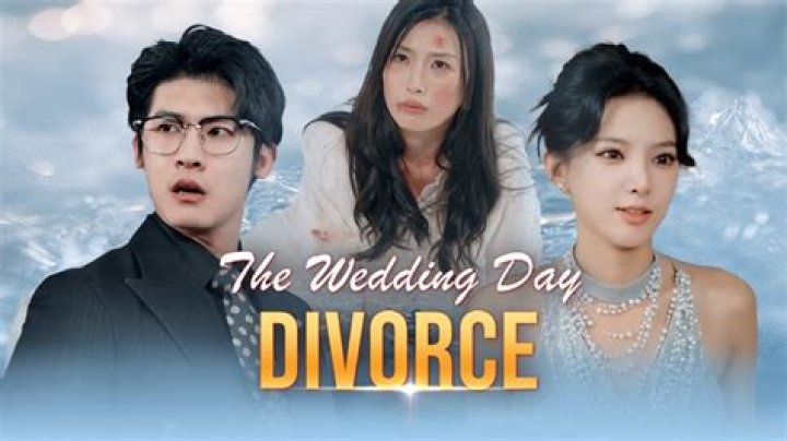 Who are the divorced couple that still live together?