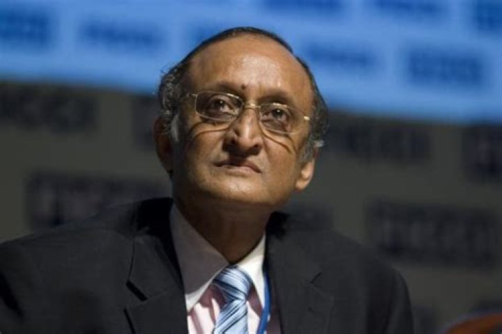 Who is the finance minister in West Bengal?